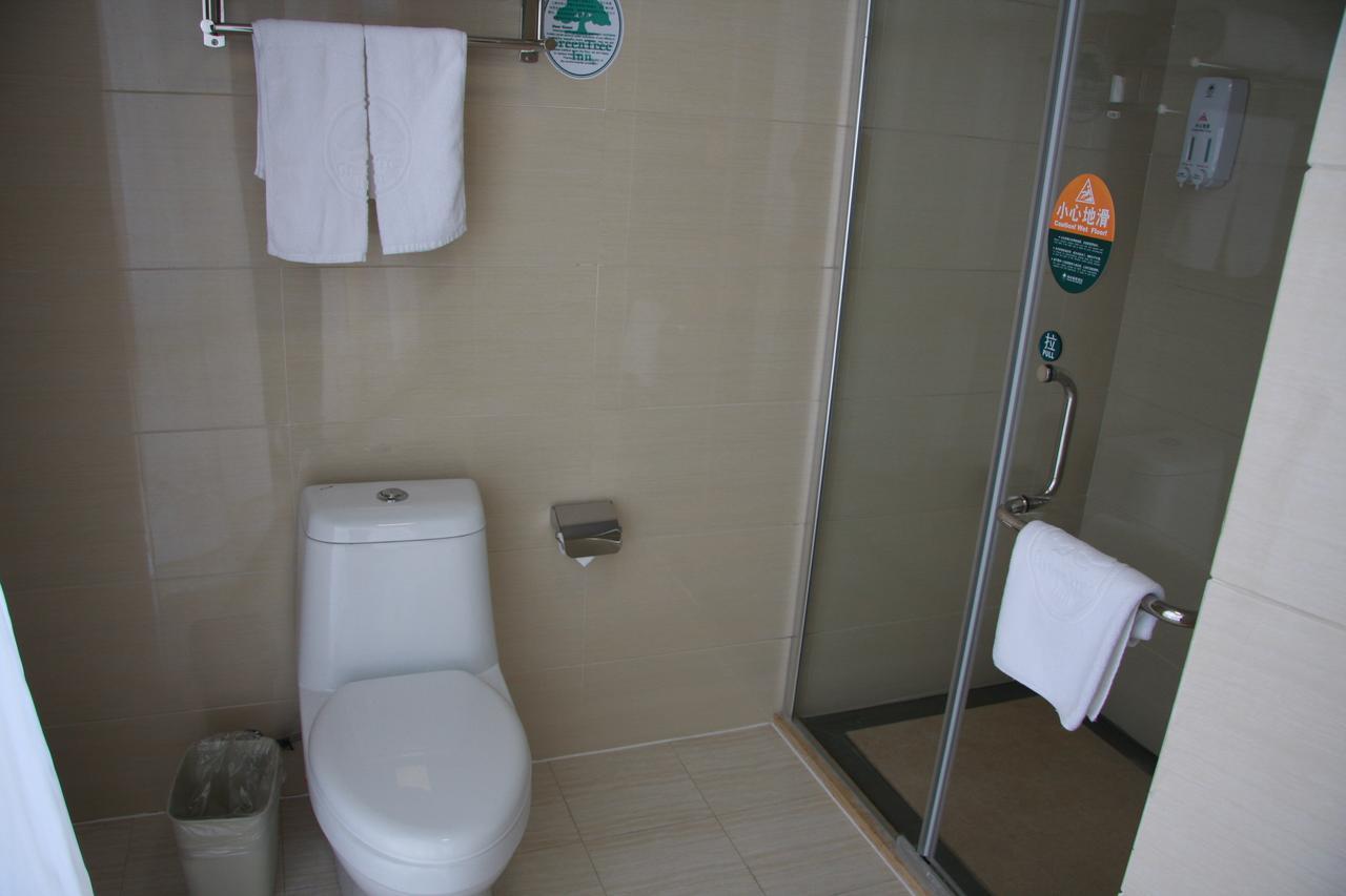 Greentree Inn Shanghai Expo Site South Yanggao Road Subway Station Express Hotel المظهر الخارجي الصورة